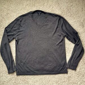 Banana Republic Silk Cashmere V-Neck Men’s Sweater